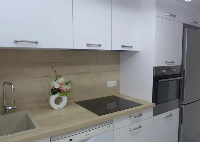 Vieux By Interhome نيس