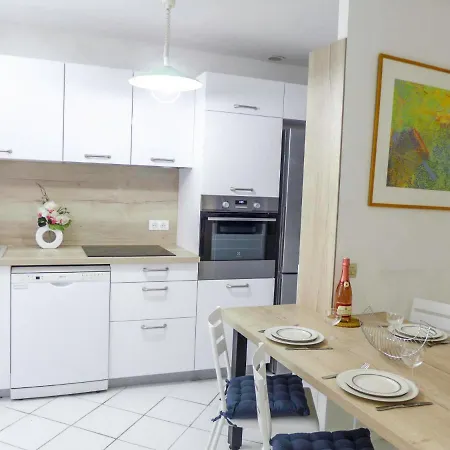 Vieux By Interhome 아파트 니스